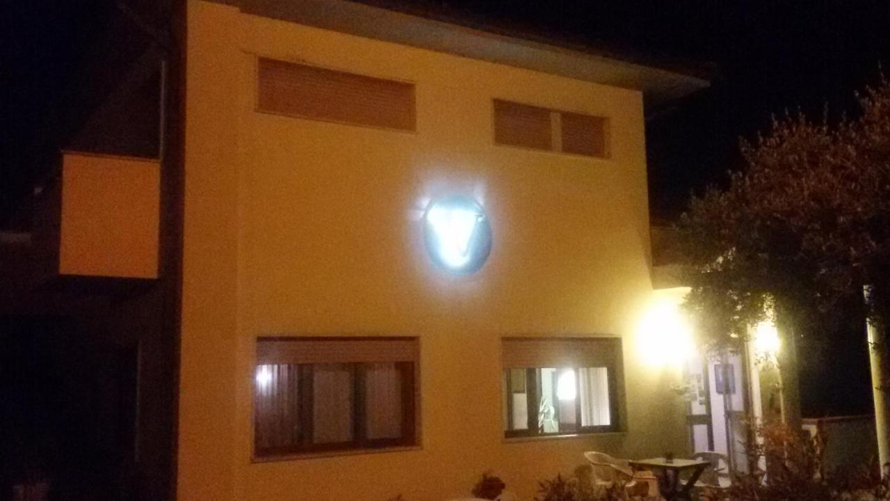 Hotel Le Vigne Contigliano エクステリア 写真